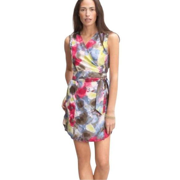 Banana Republic | 100% Silk Wrap Dress - Picture 1 of 10